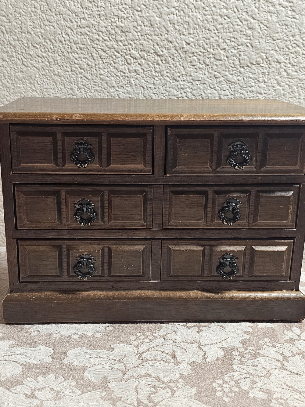 Wooden 4-Drawer Jewelry Organizer Chest in Dark Brown